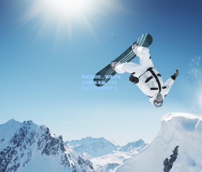 英超第四轮，赛场内外上演趣味漫画，VAR争议与绝杀狂欢齐飞